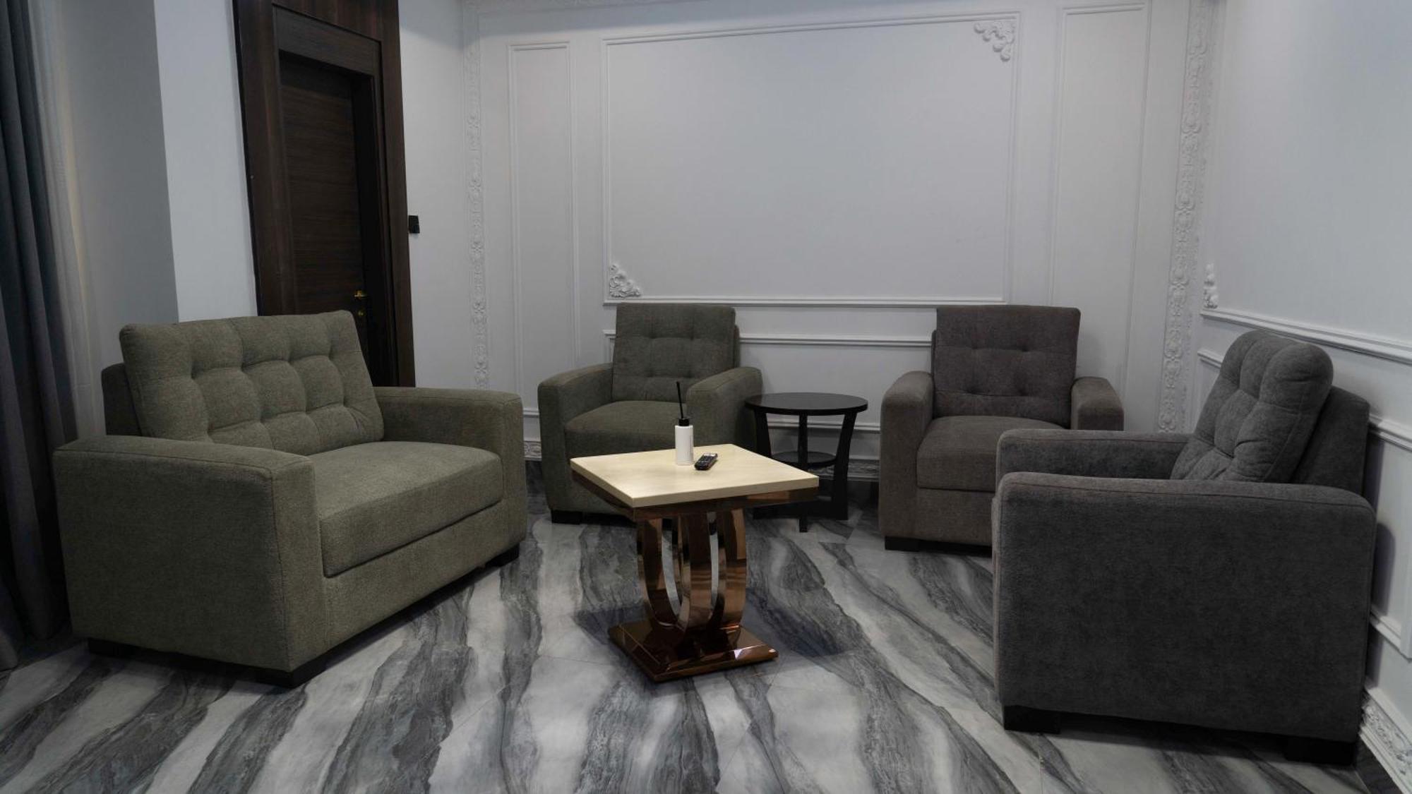 Mcdons Skye Hotel Owerri 外观 照片