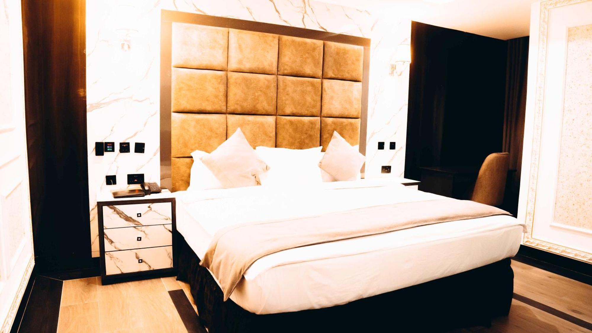 Mcdons Skye Hotel Owerri 外观 照片