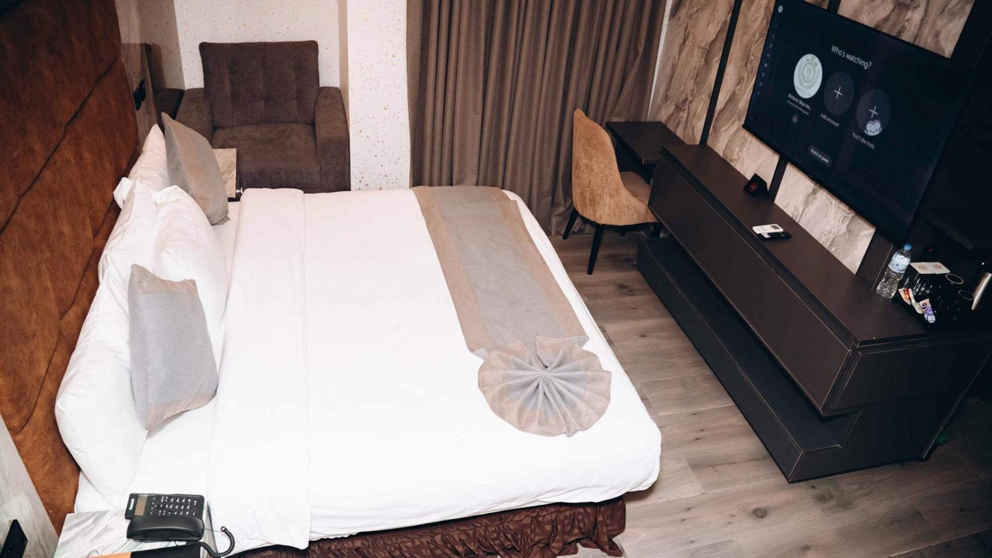 Mcdons Skye Hotel Owerri 外观 照片
