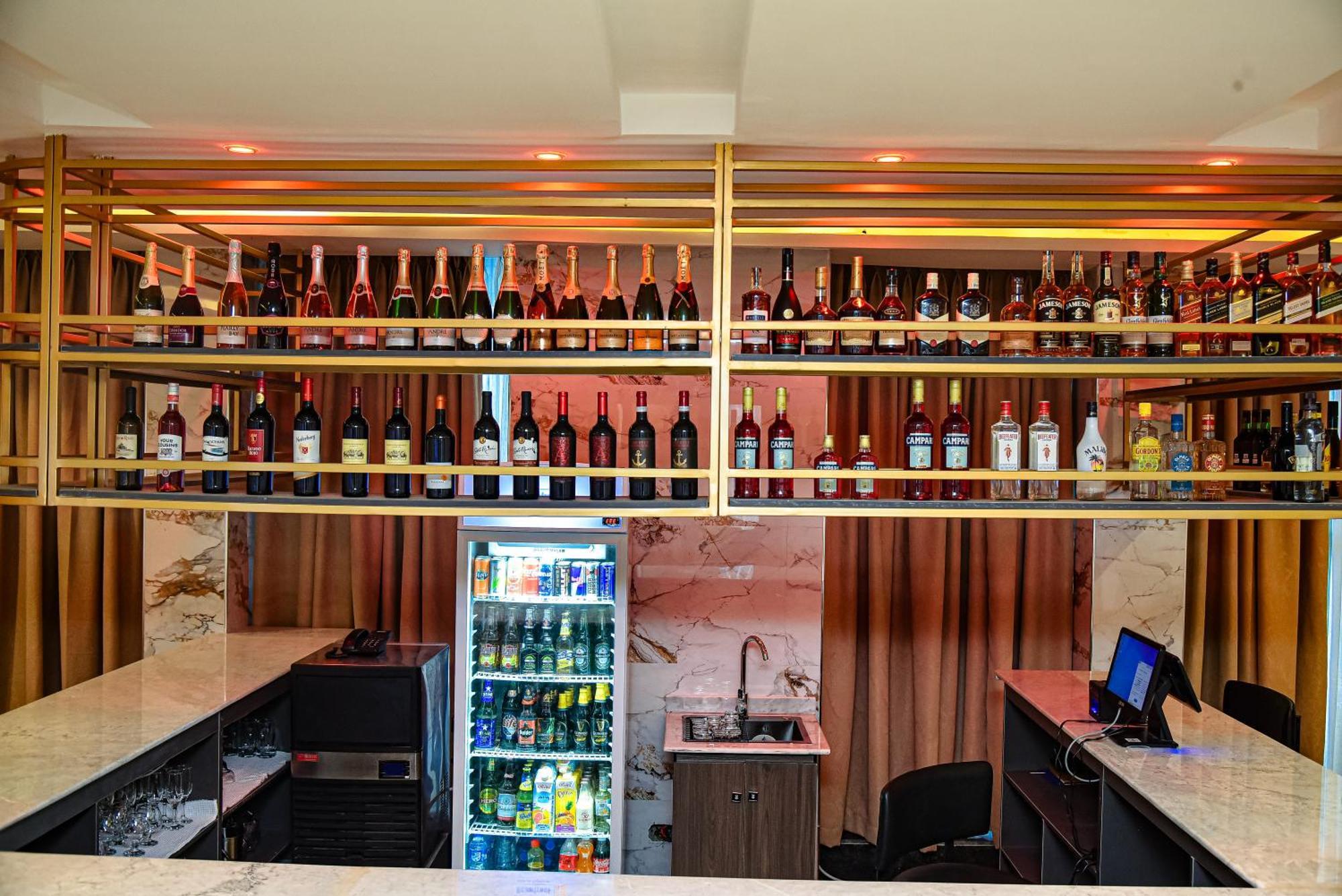 Mcdons Skye Hotel Owerri 外观 照片